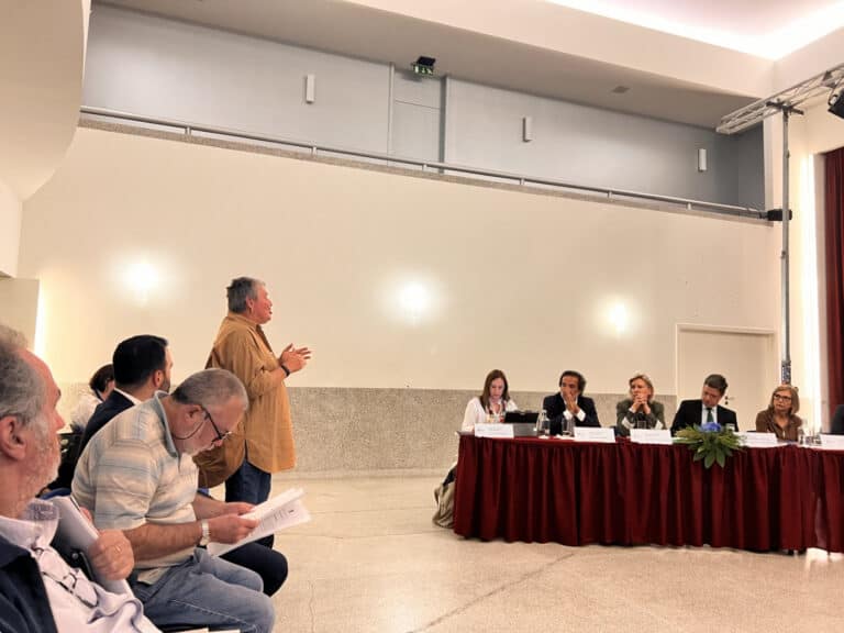 CMB vai adquirir&nbsp;terreno vedado em Lomar para garantir&nbsp;usufruto público