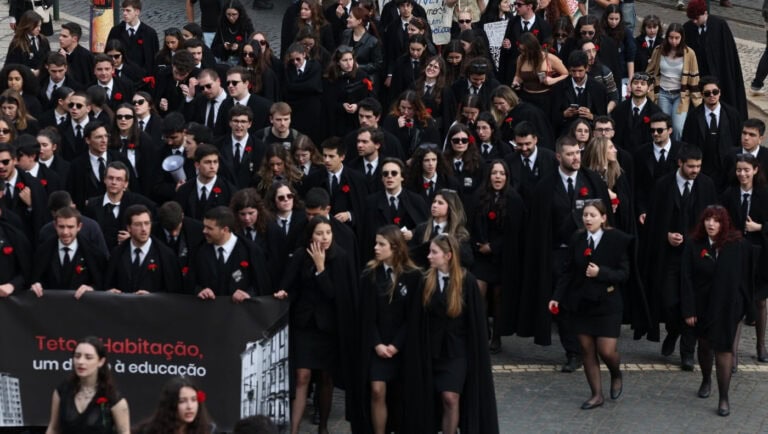 Universitários aprovam moção para a valorização do ensino artístico&nbsp;