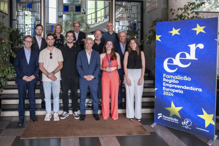 Câmara de Famalicão entrega bolsas de investigação no valor de 5 mil euros