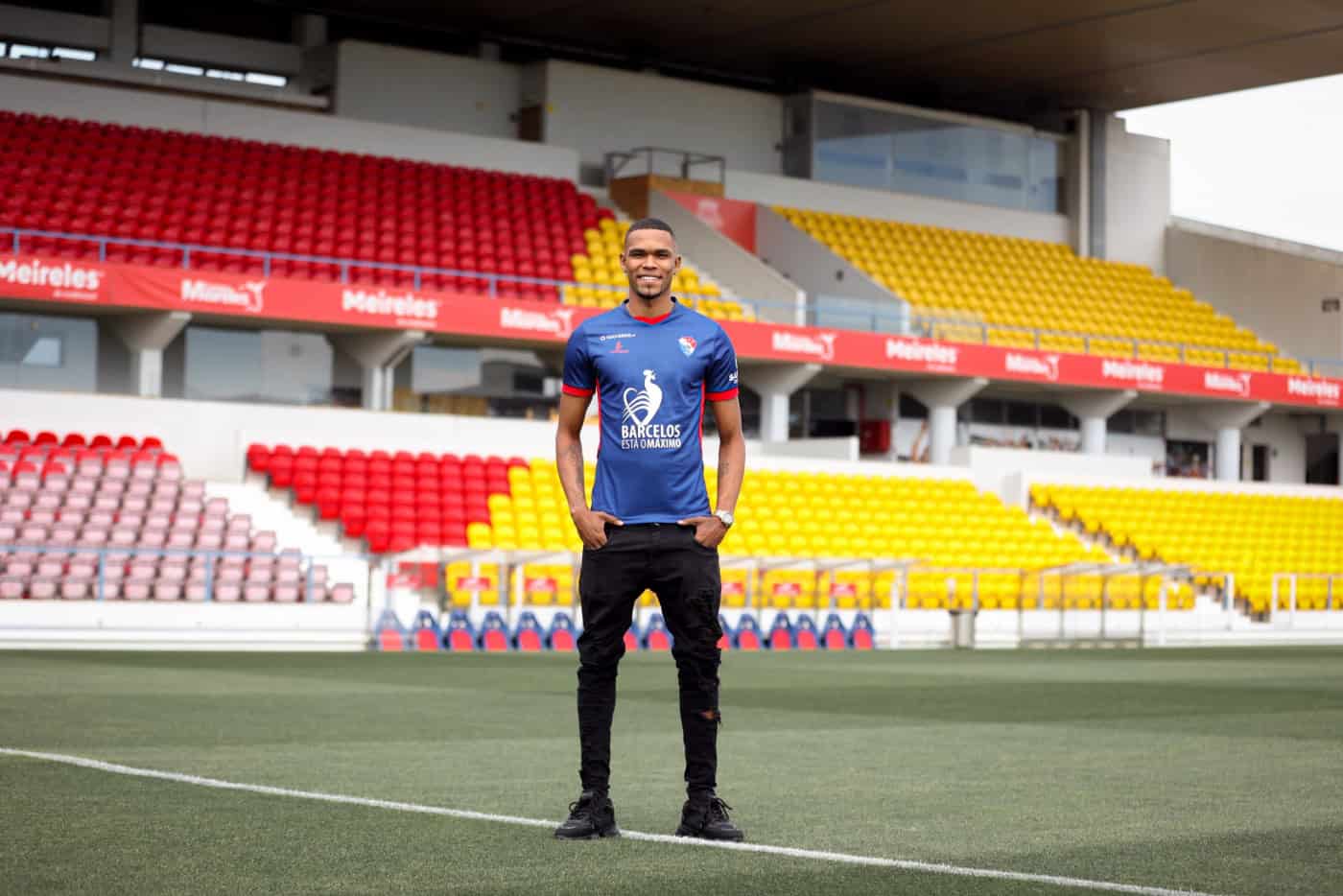 Gil Vicente transfere defesa Lucas Barros para os sérvios dos FK Vojvodina&nbsp;