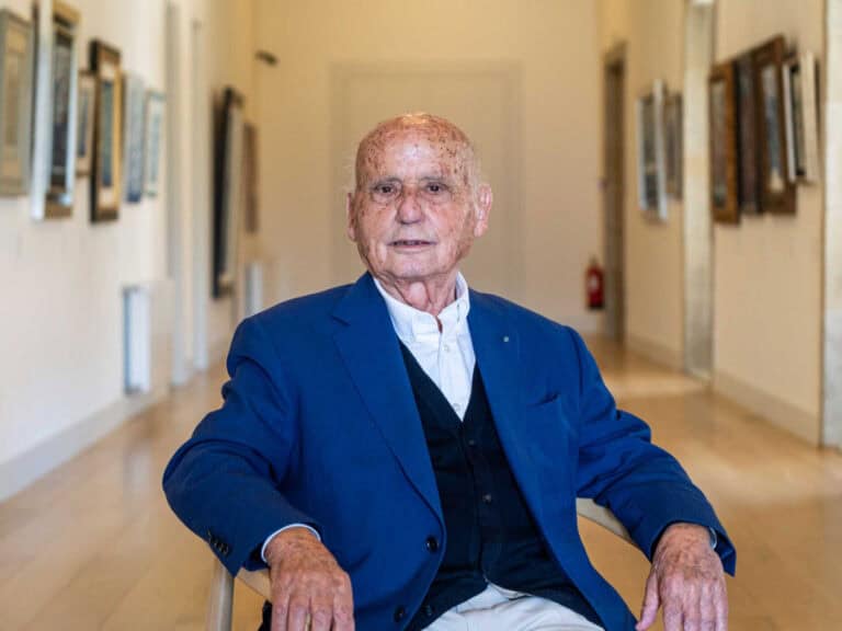 Morreu o pintor e ceramista Manuel Cargaleiro aos 97 anos&nbsp;