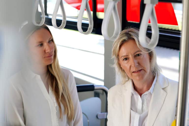 Braga testa tecnologia que identifica estacionamento ilegal nas paragens de autocarro