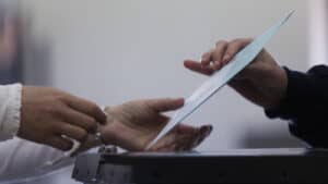 Manifesto pede reforma do sistema eleitoral para diminuir desperdício de votos