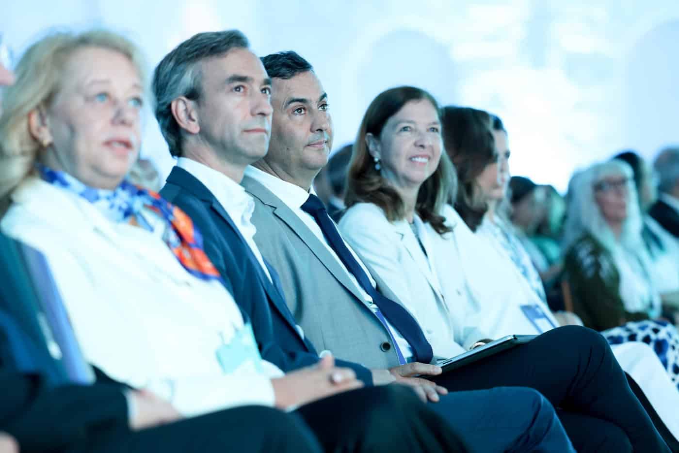 Ministro da Ciência e Inovação pressiona FCT a agir mais rápido