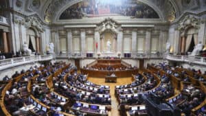Parlamento debate hoje suplemento remuneratório para forças de segurança&nbsp;