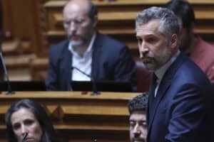 Pedro Nuno avisa Governo que PS não pode ser ignorado no Orçamento do Estado&nbsp;