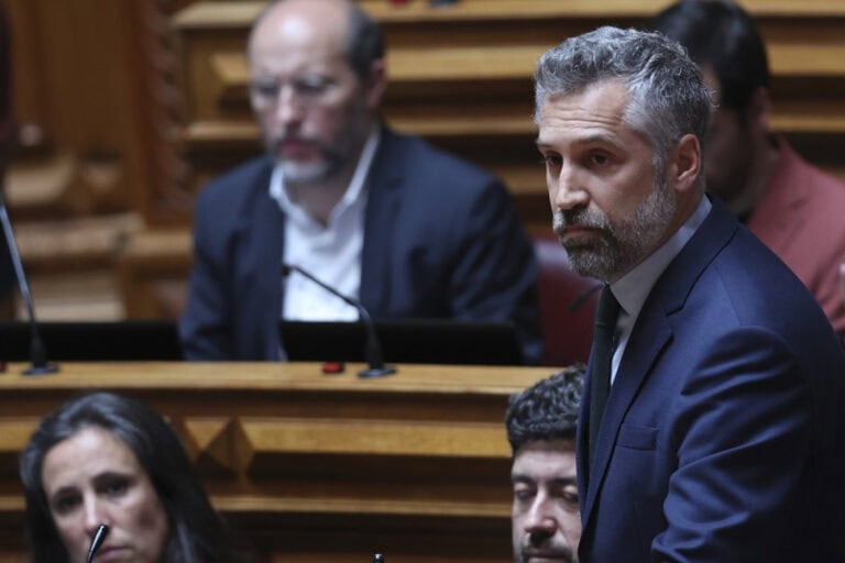 Pedro Nuno avisa Governo que PS não pode ser ignorado no Orçamento do Estado&nbsp;