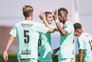SCB vence novo particular de preparação em França