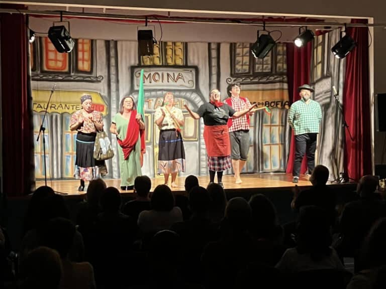 Braga En´Cena apresenta revista “Passa por Mim na Arcada” no Theatro Circo