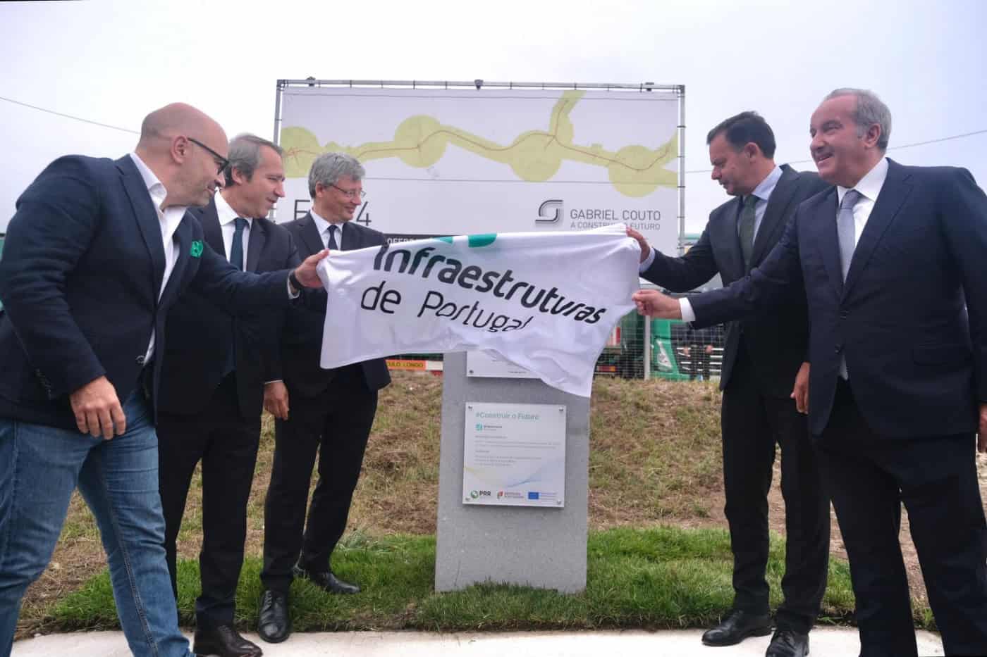 Montenegro pede que se acredite em Portugal na inauguração de variante à EN14