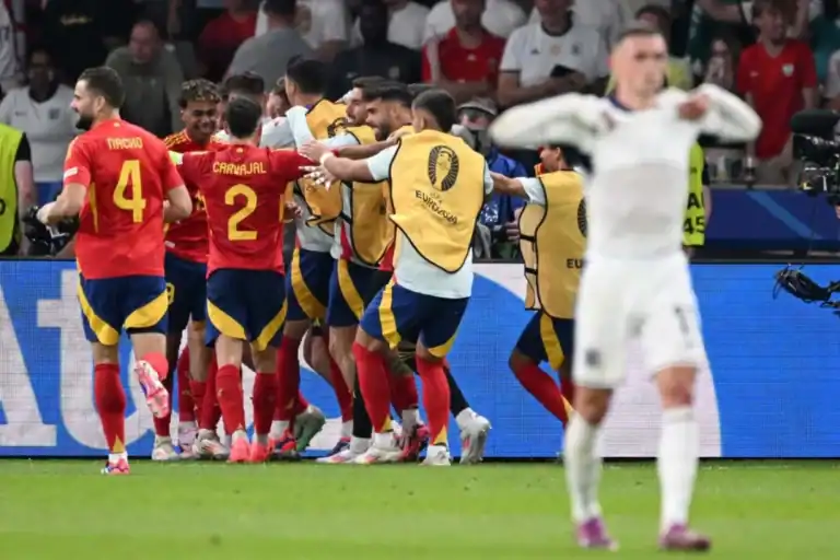 Espanha é primeira seleção a chegar ao 'tetra' europeu&nbsp;