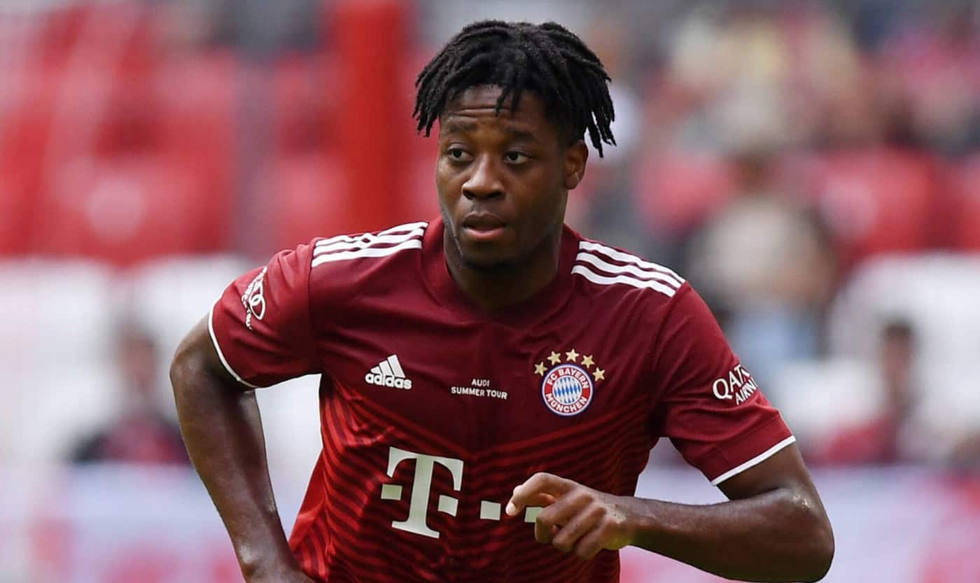 Defesa central do Hannover apontado ao SCB