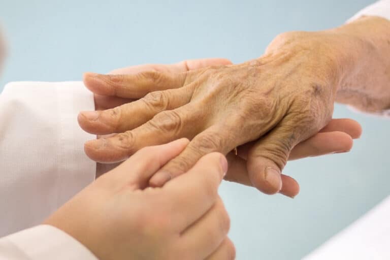 ULS Braga com consultas de reumatologia em Amares, Vila Verde e Terras de Bouro