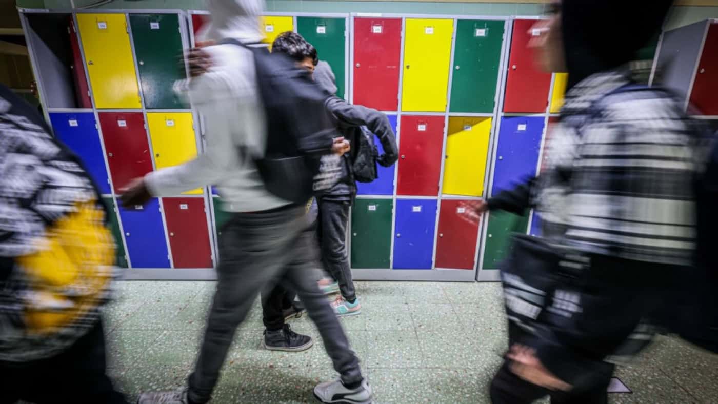 Ranking das escolas divide opiniões a começar pela mistura de público e privado