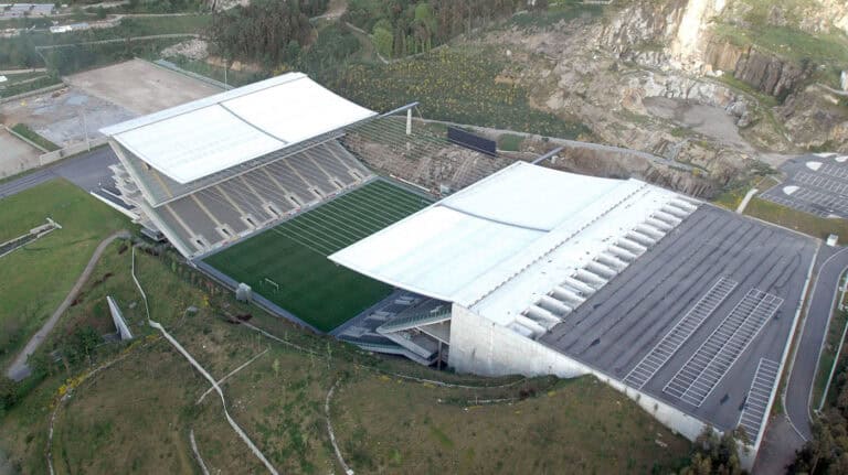 Estádio Municipal continua num impasse. SCB sugere solução à Guimarães. CMB pede 20ME
