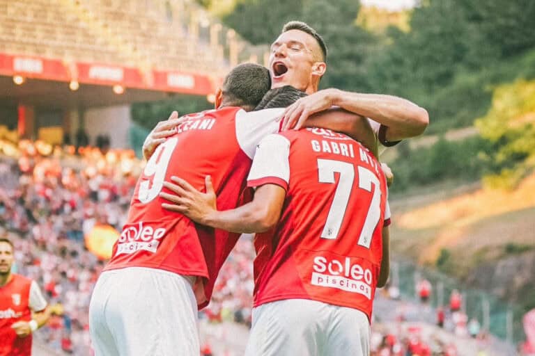 SCB empata em particular frente aos espanhóis do Rayo Vallecano