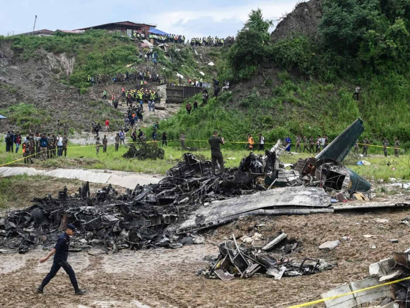 Piloto é o único sobrevivente do acidente de aviação no Nepal