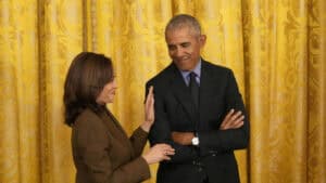 Barack e Michelle Obama declaram apoio a Kamala Harris&nbsp;