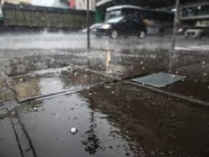 Braga em alerta laranja na 2ª feira devido a trovoada e granizo