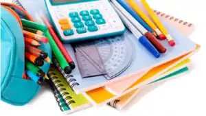 Câmara de Famalicão atribui vouchers às famílias para comprar material escolar