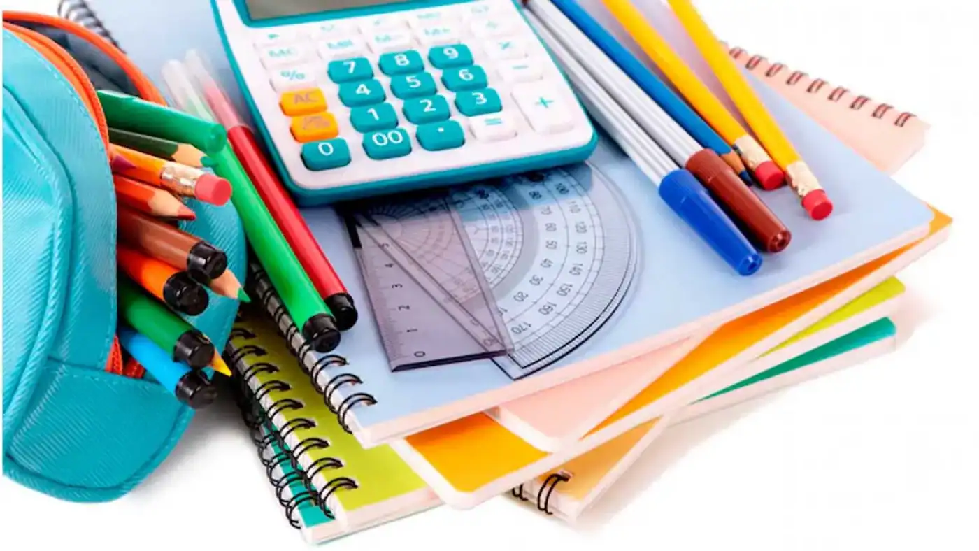 Câmara de Famalicão atribui vouchers às famílias para comprar material escolar