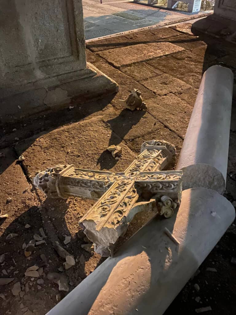 Ministério da Cultura lamenta destruição do Padrão de D. João I, em Guimarães, e envia equipa técnica&nbsp;