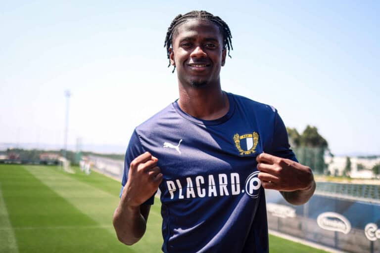 Diogo Cabral assina com FC Famalicão por três temporadas