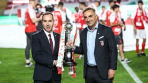 Carlos Carvalhal muito perto de regressar ao comando técnico do SCB