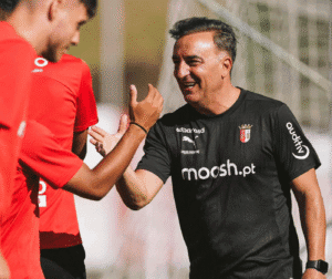 Carvalhal: “Vamos ter que arriscar e jogar no limite do risco para vencer”
