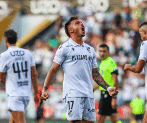 Vitória SC vence Zrinjski e está mais perto da fase de grupos da Liga Conferência