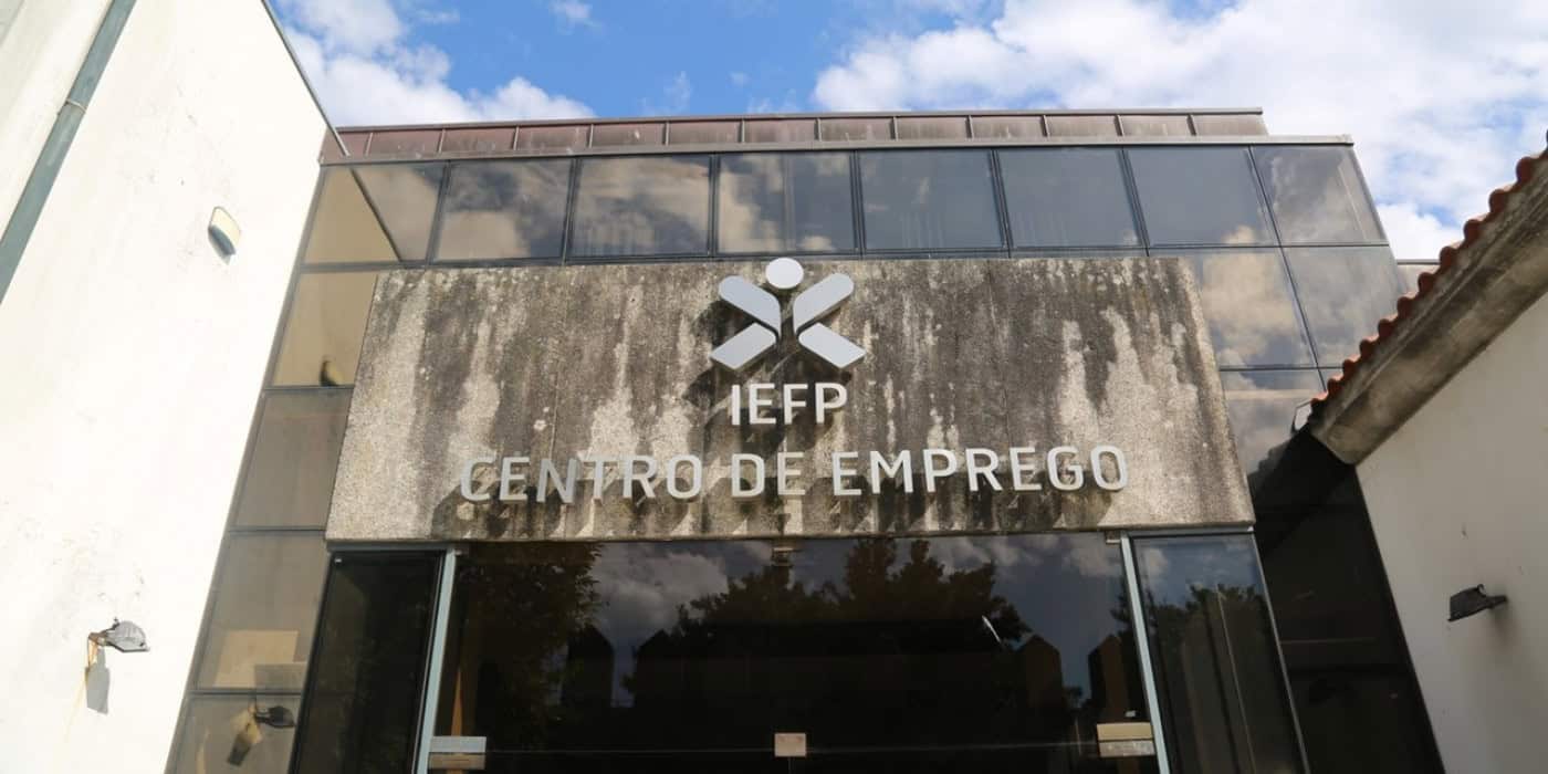 Desemprego desce em Braga, Guimarães e Barcelos e sobe em Famalicão