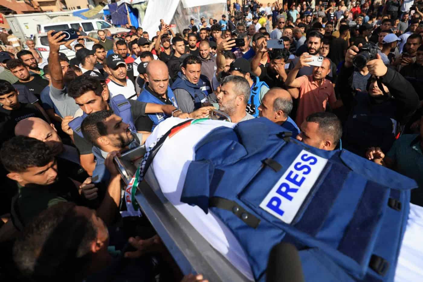 Organizações denunciam assassínio de mais de 100 jornalistas e pedem à UE que rompa com Israel