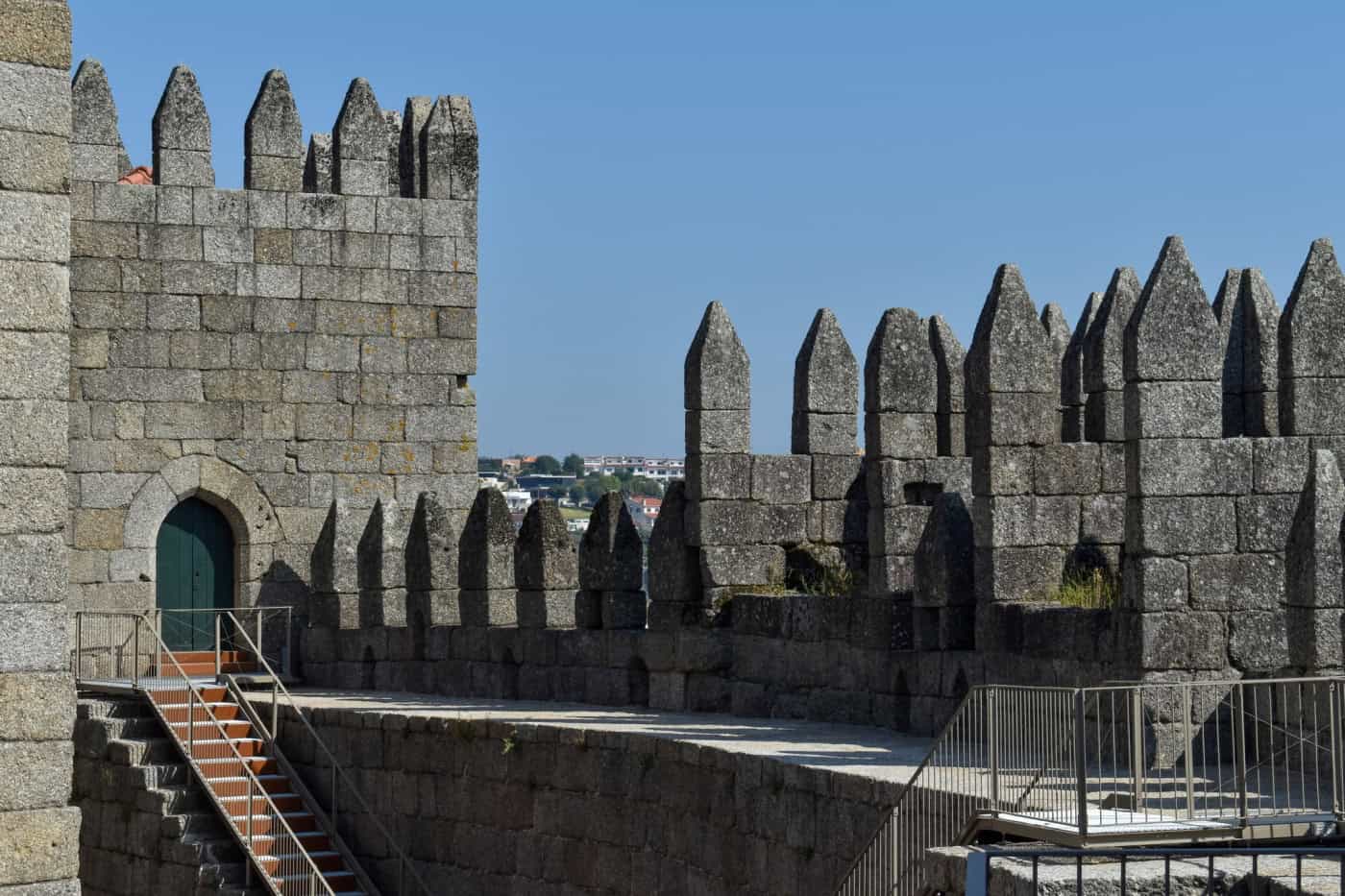 Acesso ao Adarve do Castelo de Guimarães reabre ao público a 30 de agosto