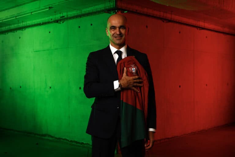 José Sá, Dalot, Palhinha, Trincão, Pote e Neto entre os escolhidos de Martinez