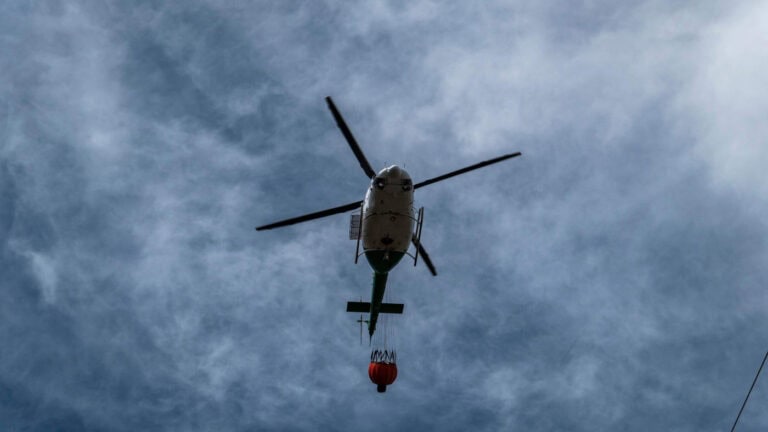 Helicóptero que amarou no rio Douro transportava cinco elementos da UEPS/GNR&nbsp;