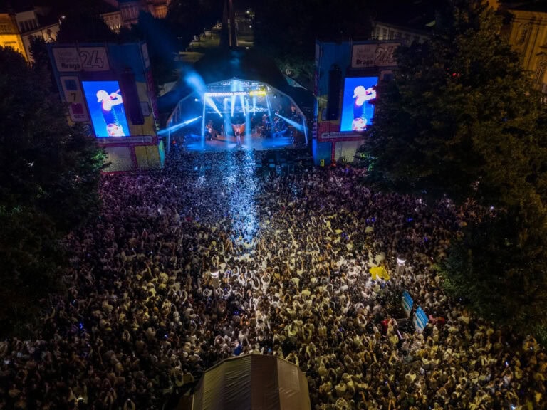 Afluência abaixo do esperado não afeta "grande sucesso" que foi a Noite Branca