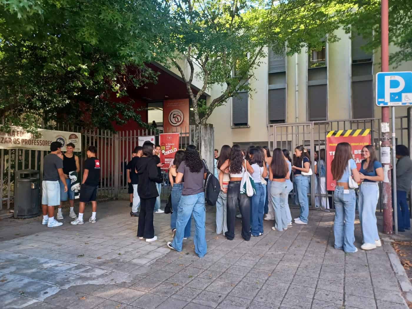 Tranquilidade aparente nos Agrupamentos de Escolas de Braga. Baixas preocupam