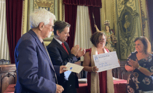 Dora Nunes Gago&nbsp;recebeu o Grande Prémio de Literatura de Viagens Maria Ondina Braga