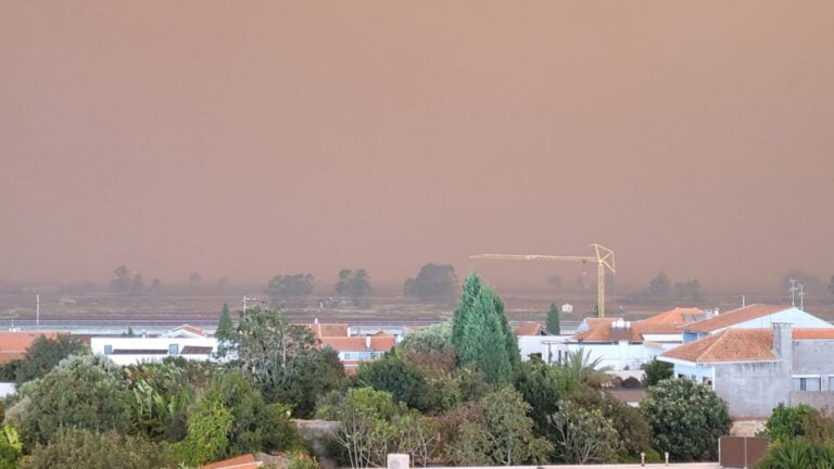 Bruxelas recebeu pedido de Portugal de meios adicionais para combater fogos