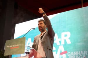 "Ser candidato à CMB pelo PS é uma possibilidade"