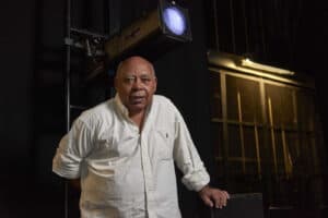 Morreu o encenador Rogério de Carvalho, aos 88 anos