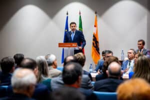 Primeiro-ministro afasta governar em duodécimos em caso de “chumbo” do OE2025&nbsp;