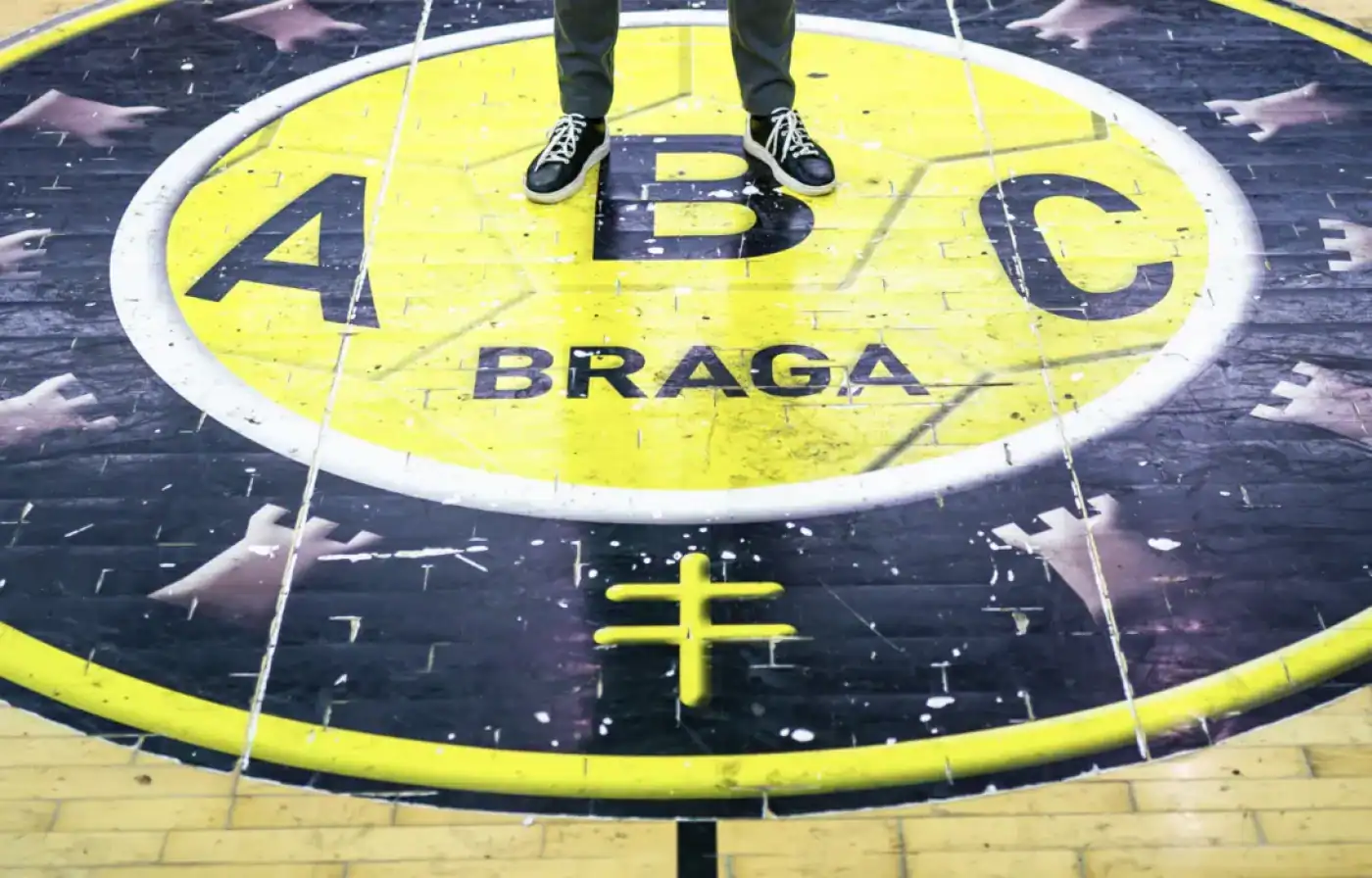 ABC vence Póvoa AC e sobe ao topo da tabela classificativa