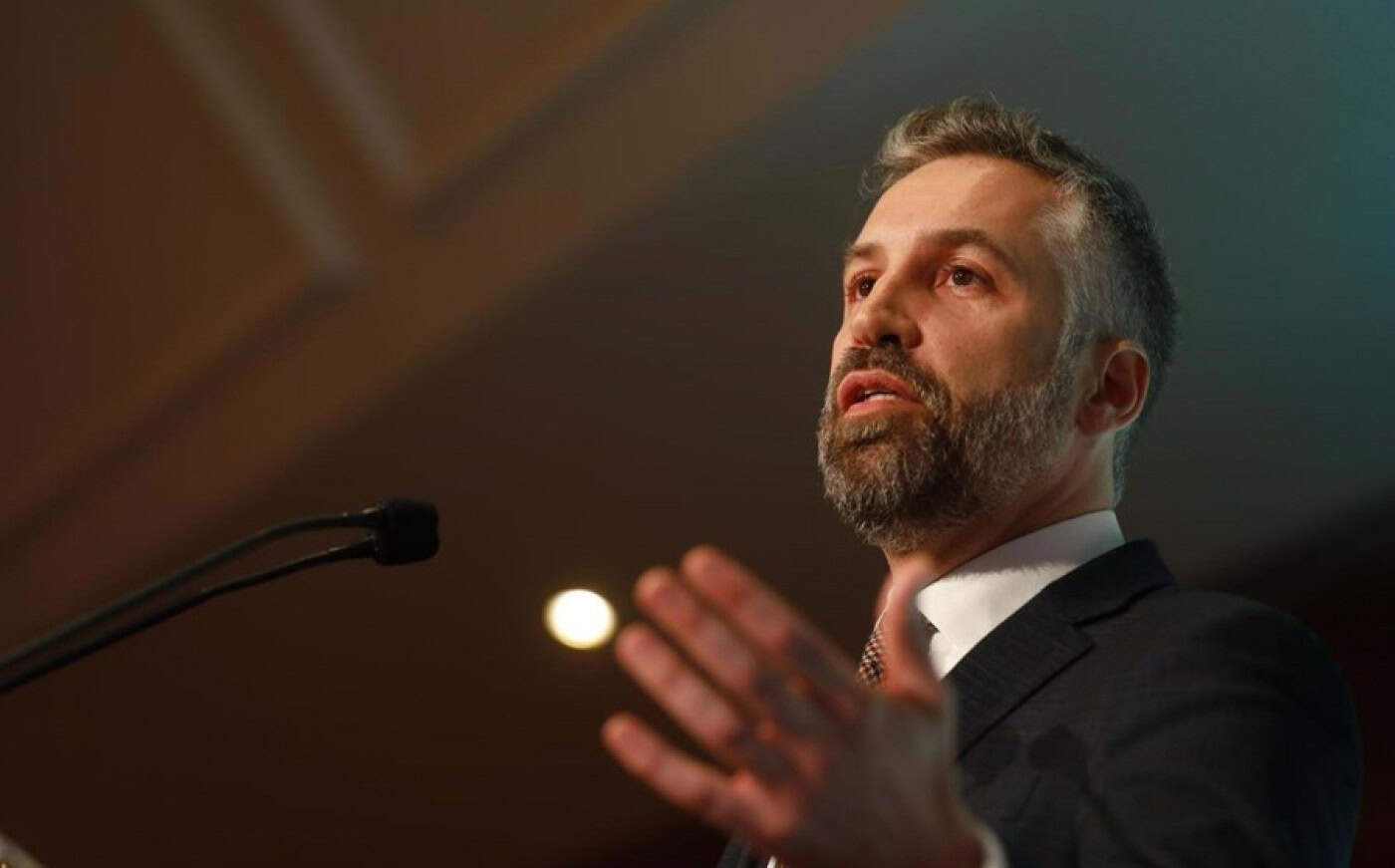 Pedro Nuno: O IRS Jovem e o IRC “são medidas más e não há modelação que as torne boas"