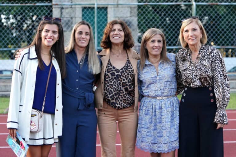 Jéssica Augusto homenageada no Estádio 1º de Maio após terminar carreira