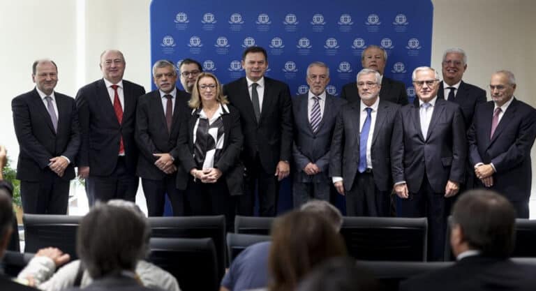 Governo fecha acordo de valorização salarial com parceiros sociais, CGTP de fora&nbsp;