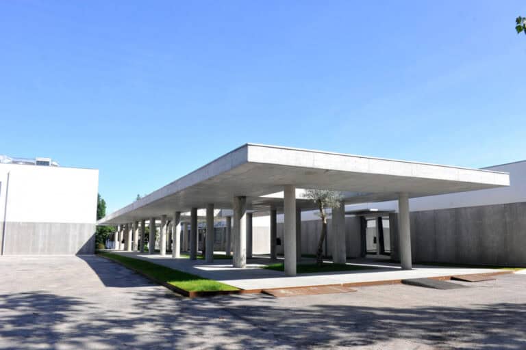 Greve dos trabalhadores não docentes fecha várias escolas em Braga