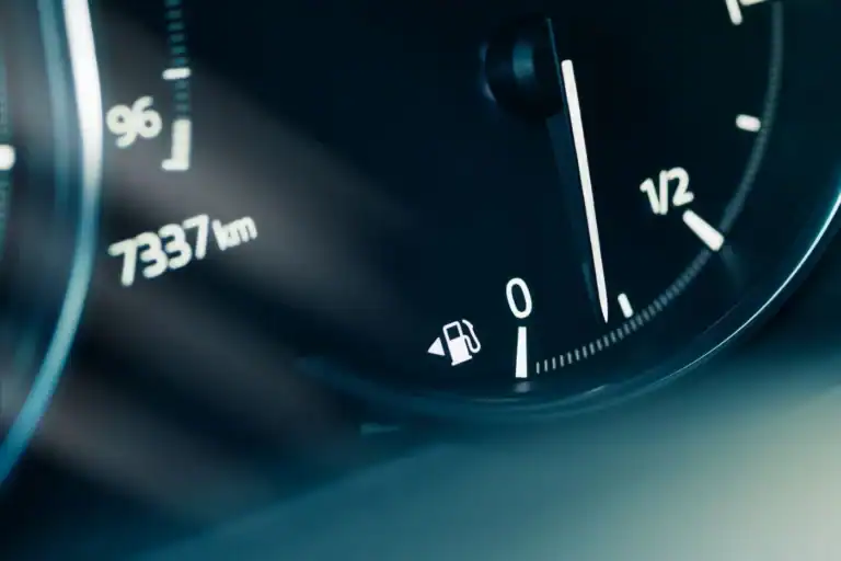 Preços dos combustíveis aumentam pelo menos dois cêntimos por litro