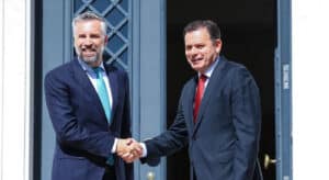 Orçamento do Estado de 2025 é entregue esta quinta-feira