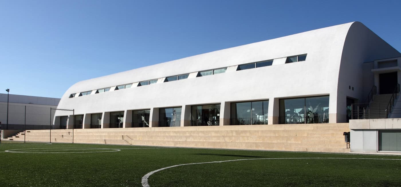 UMinho vai reparar cobertura do pavilhão desportivo de Gualtar